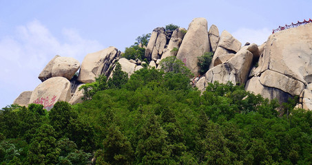 嶧山:仙人隨意拋灑的石頭 華峰
